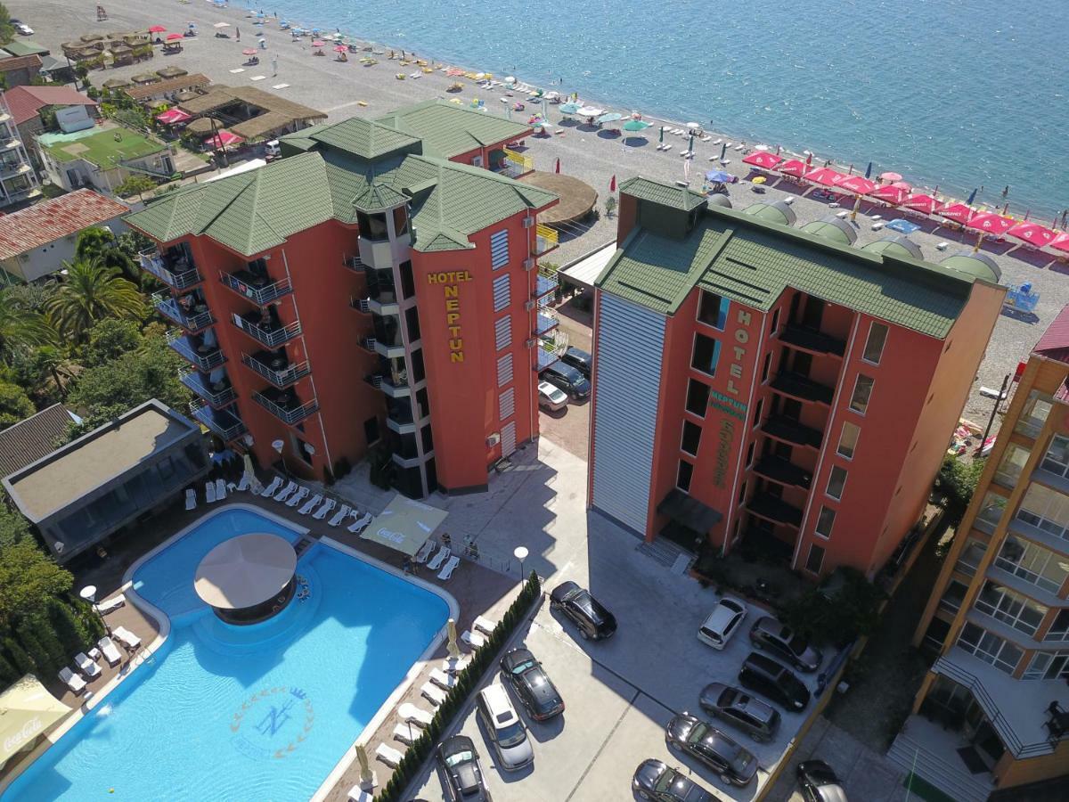Hotel Neptun Kvariati Exterior foto